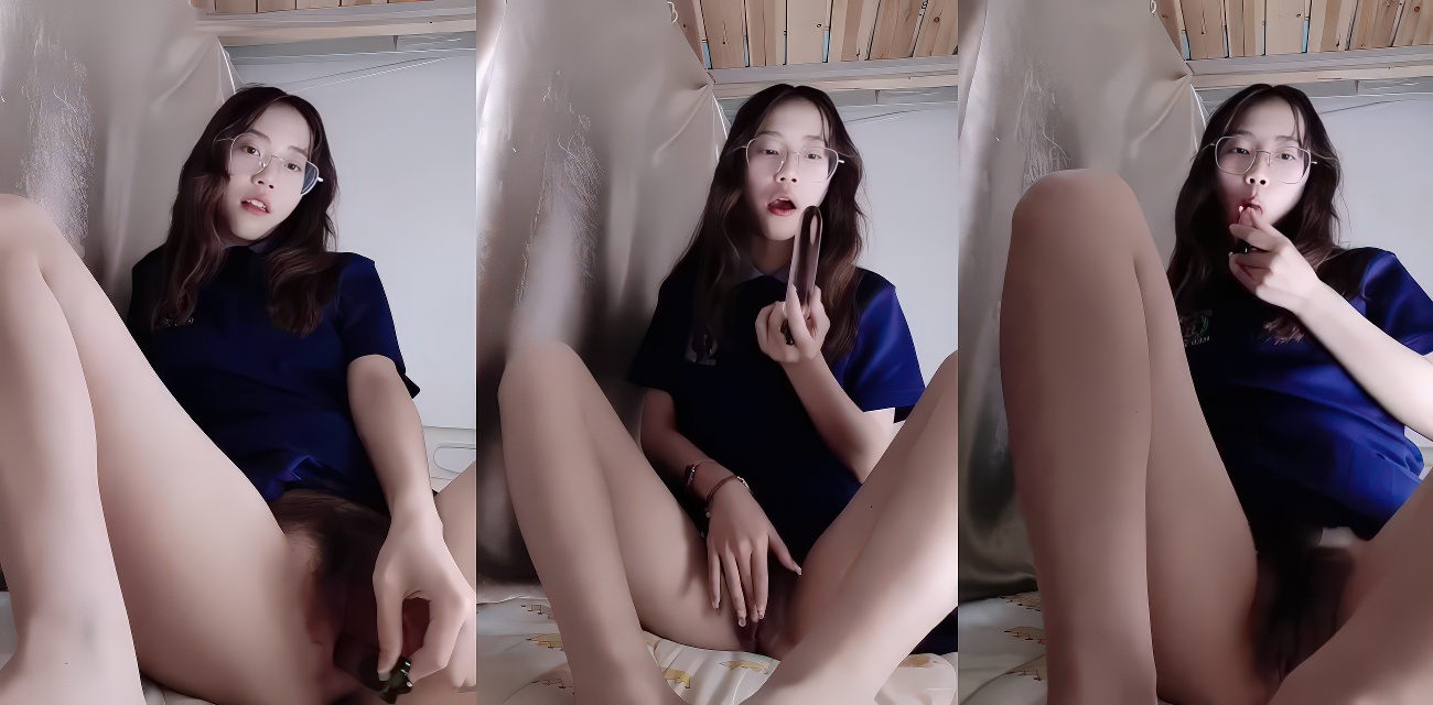 抖音网红【小L锦鲤附体】自慰合集第2弹，假屌猛插骚逼高潮连连