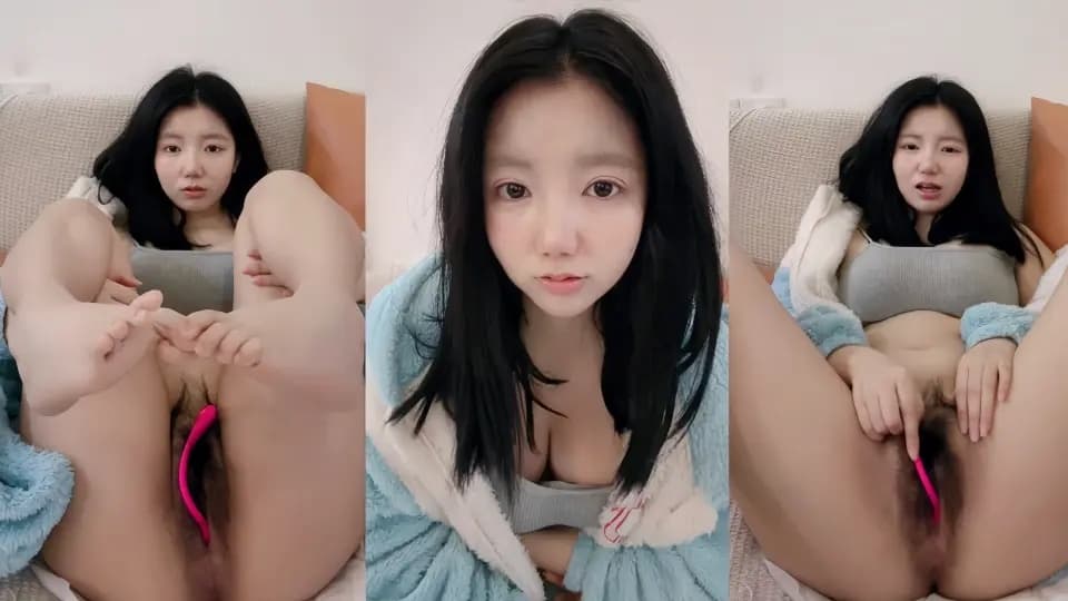 新人【你的鱼宝】G奶嫩妹，甜美可爱型，家中无人偷偷自慰，毛茸茸的粉穴被玩得惨不忍